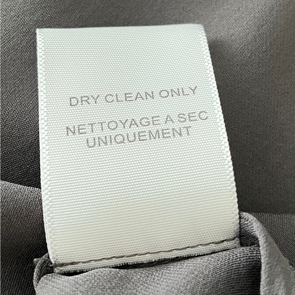 JOIE Grey Silk Flowy Boho Blouse Tie Neck Low Scoop Neck Relaxed Fit High Low - Picture 8 of 13